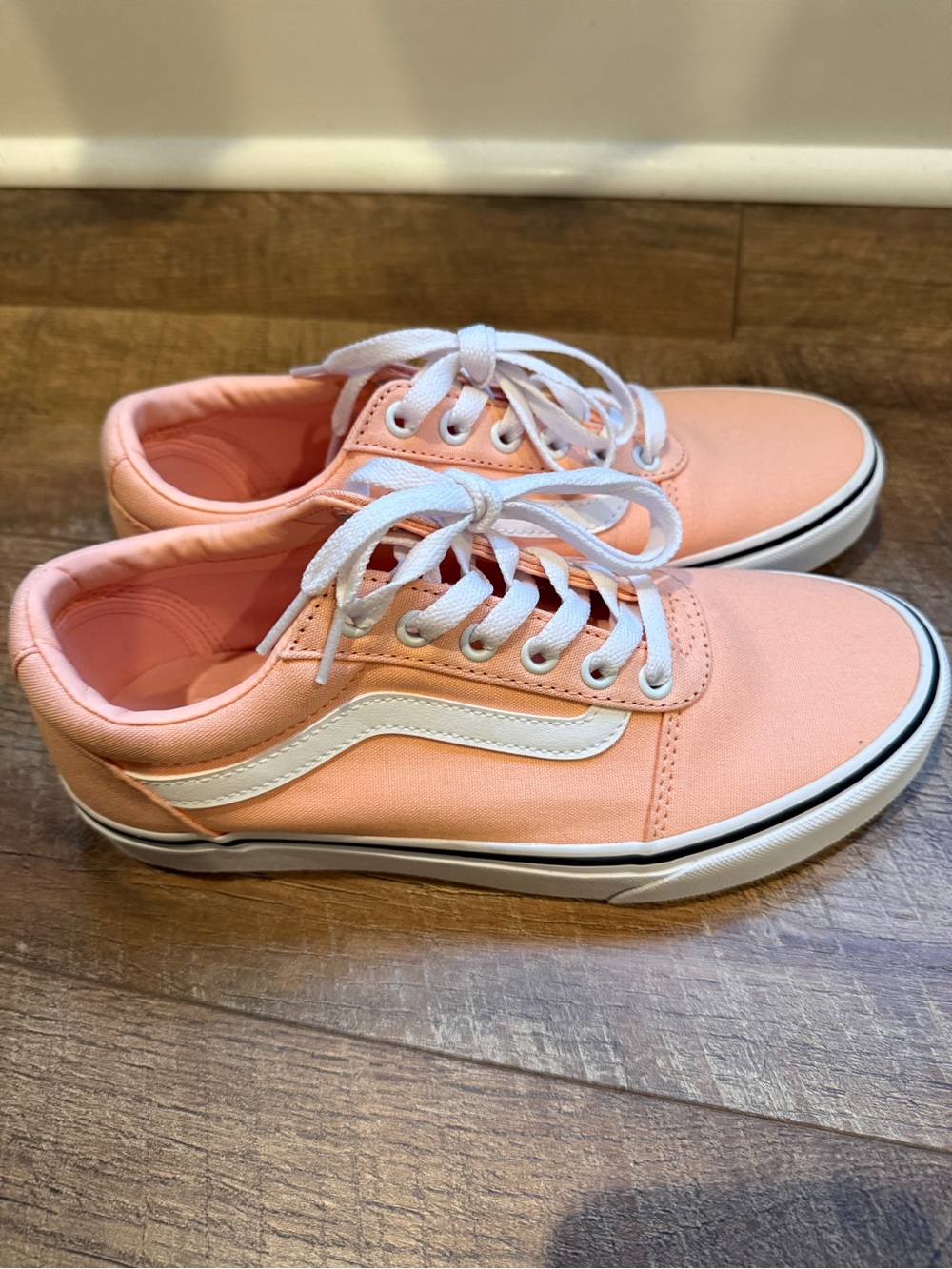Vans Peach Canvas Old Skool Sneakers with White Stripe Women’s Size 8